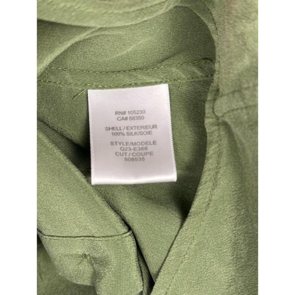 Equipment Femme Green 100% Silk Collarless Button Down Blouse Medium Q23-E368 - Picture 6 of 6